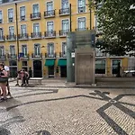Bella\'S Charming Home At Trendy Chiado