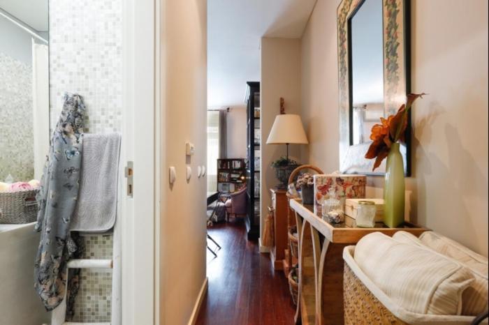 Apartment Bella's Charming At Trendy Chiado Lisbon